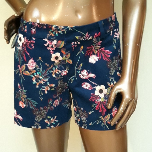 a.n.a Pants - A.n.a NWOT Twill Floral Shorts